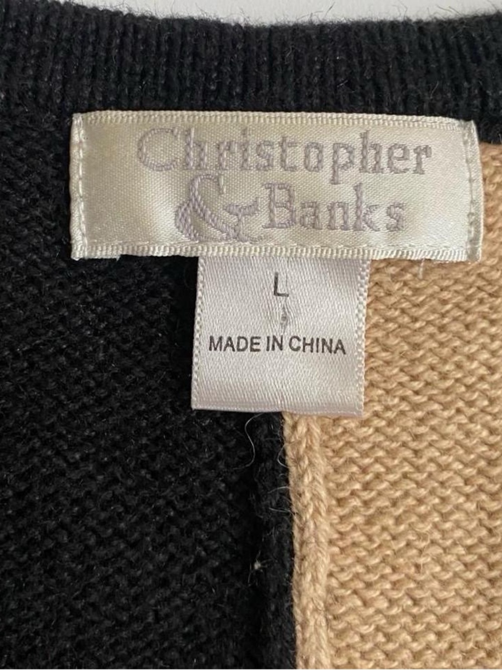 Vintage black & tan knit dog vest - Picture 6 of 9